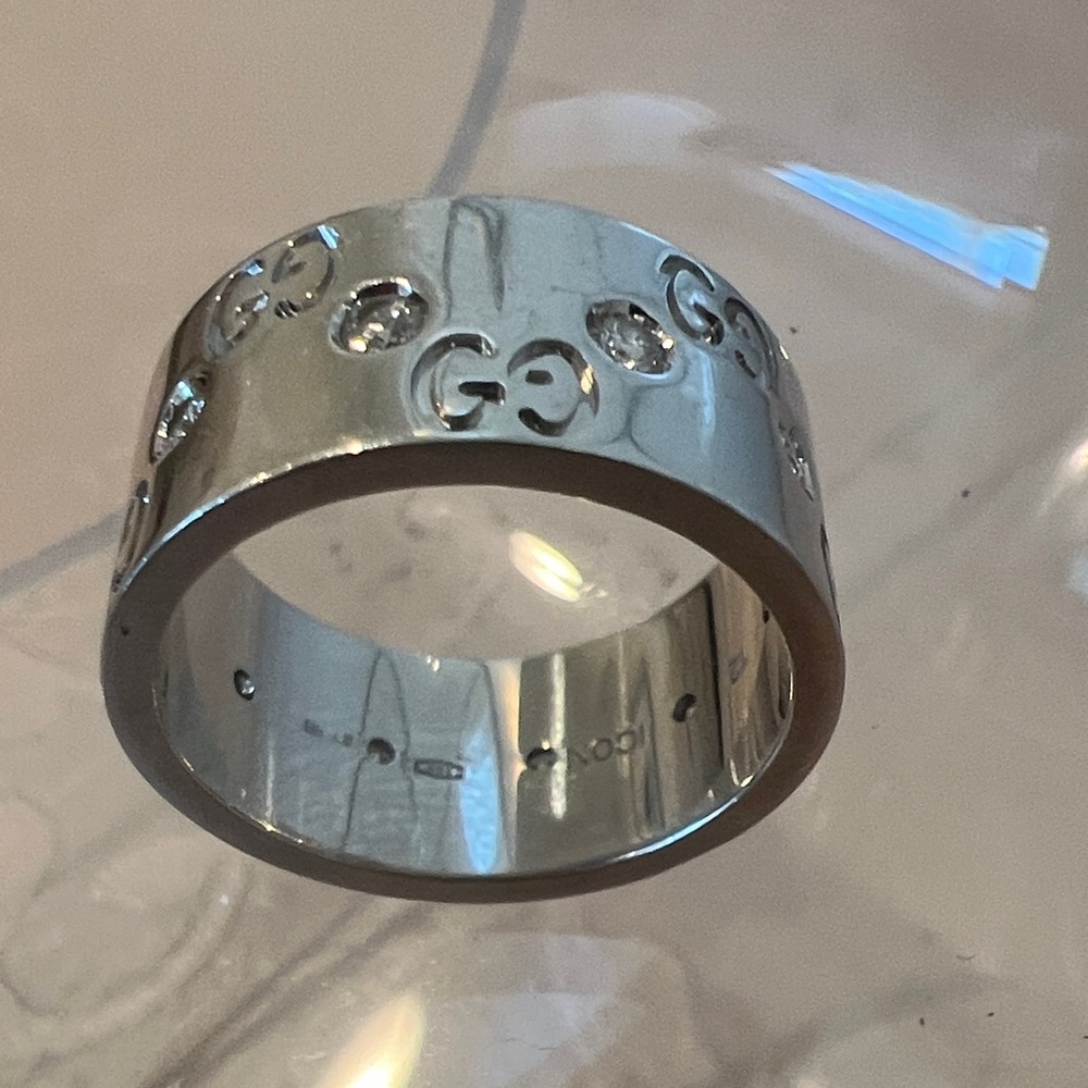 Gucci Ring 18k White Gold with Diamonds - Picture 4 of 6